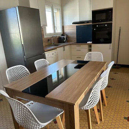 Holiday home Hameau Colbert - 3km Du Puydufou *