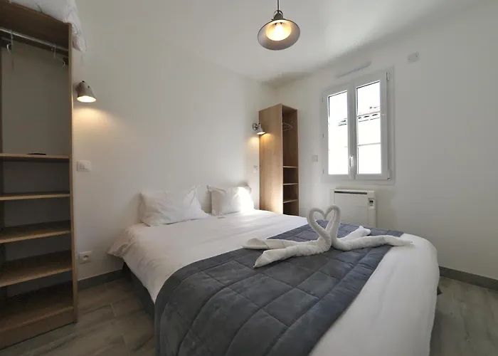 Hameau Colbert - 3km Du Puydufou