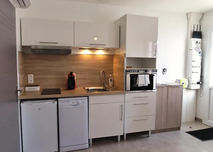 Hameau Colbert - 3km Du Puydufou בית נופש