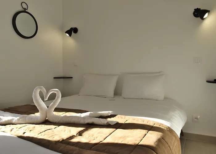 度假居 Hameau Colbert - 3km Du Puydufou