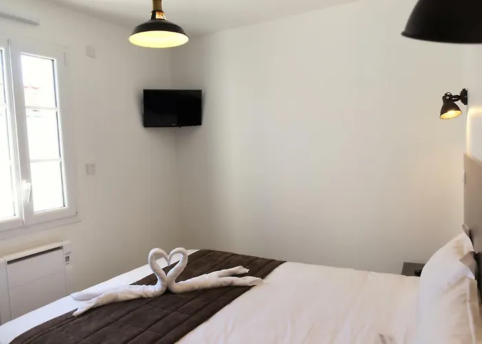 度假居 Hameau Colbert - 3km Du Puydufou